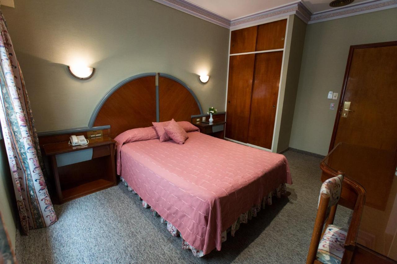 Gran Hotel Ailen Buenos Aires Esterno foto