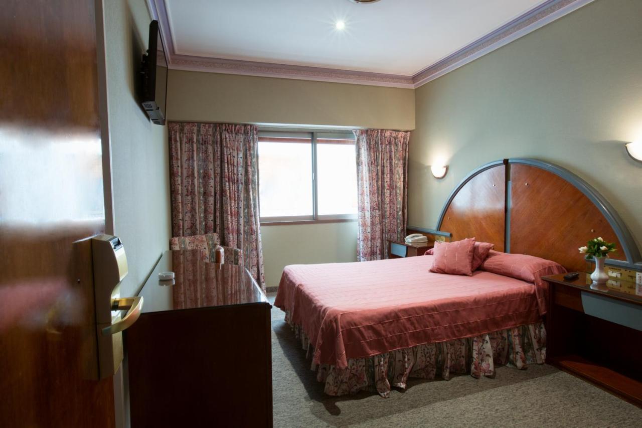 Gran Hotel Ailen Buenos Aires Esterno foto